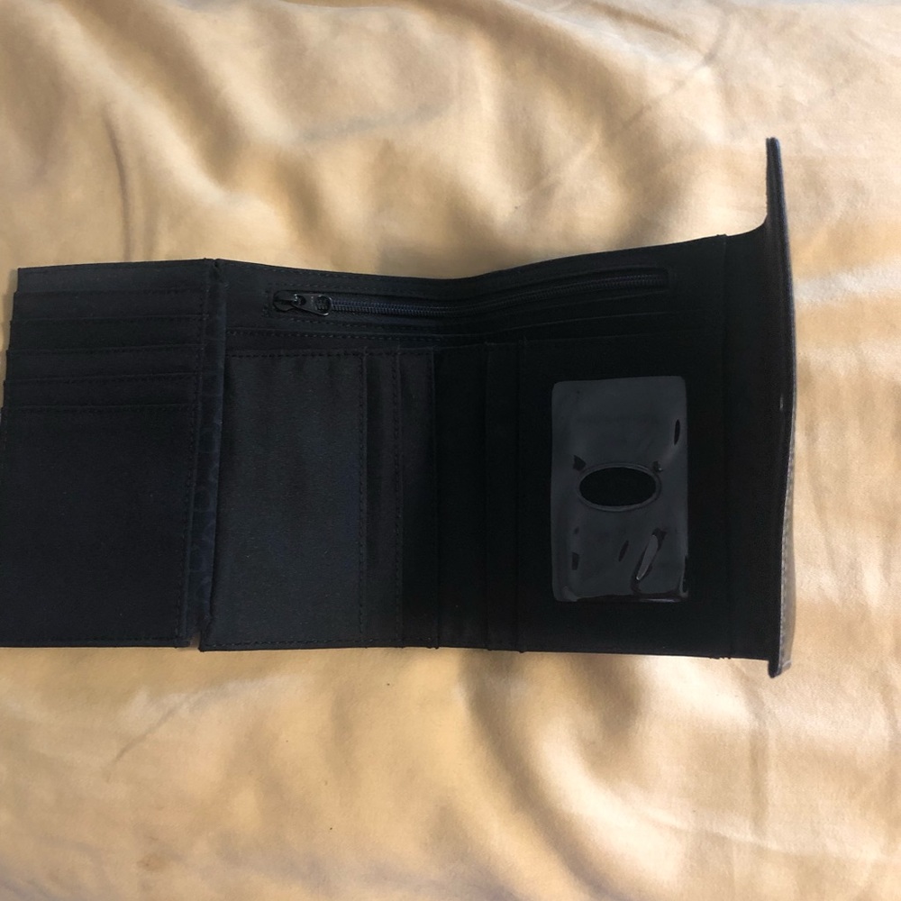 Wallet - Picture 4 of 5